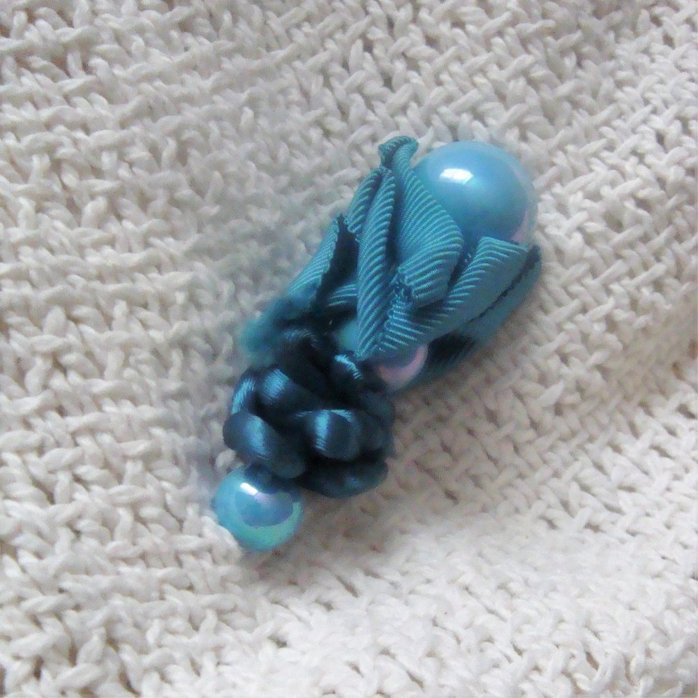 Handmade Fancy Grandma Hat/Shawl Pin Pearly Blue Ribbon Bead